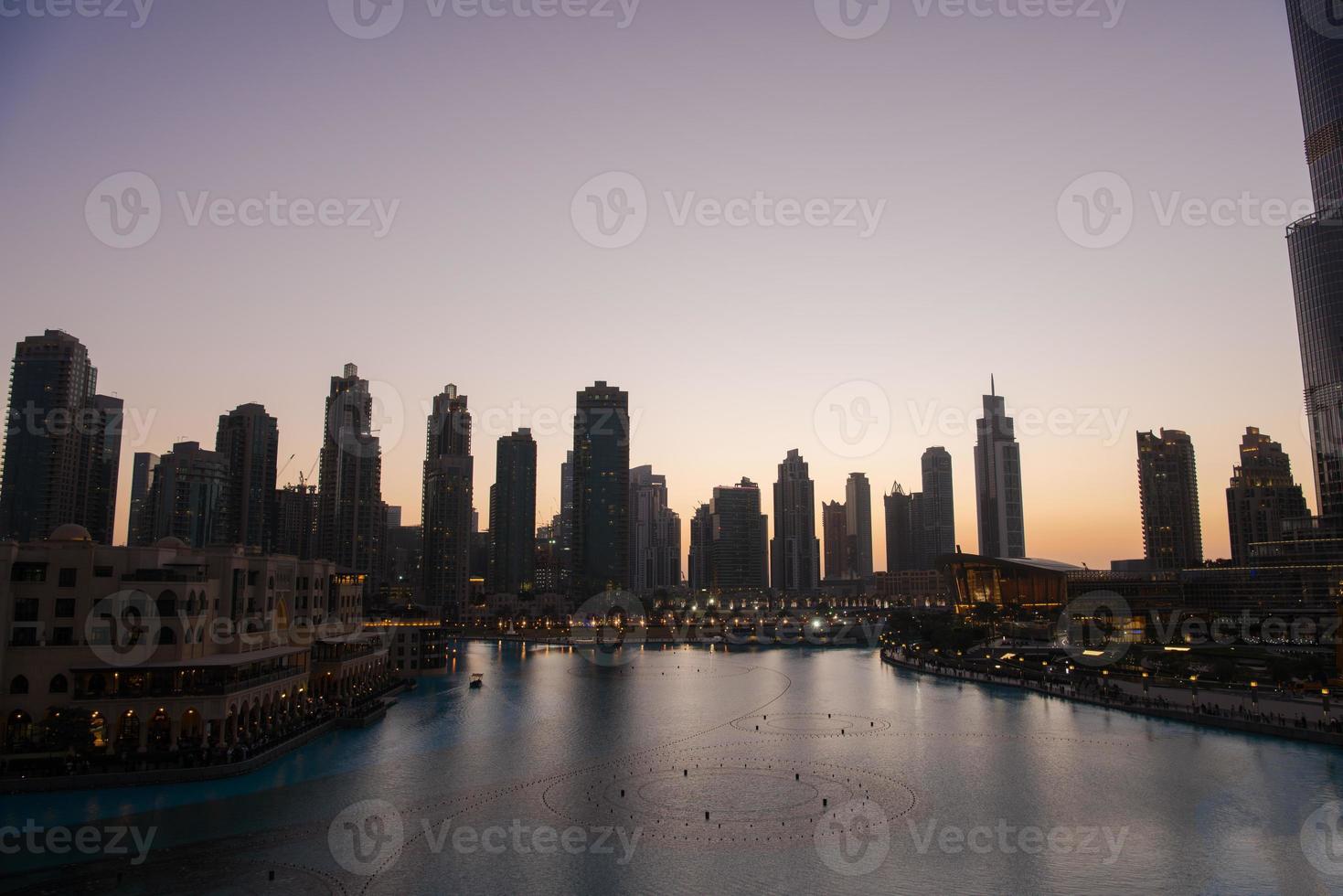 musical fountain in Dubai photo