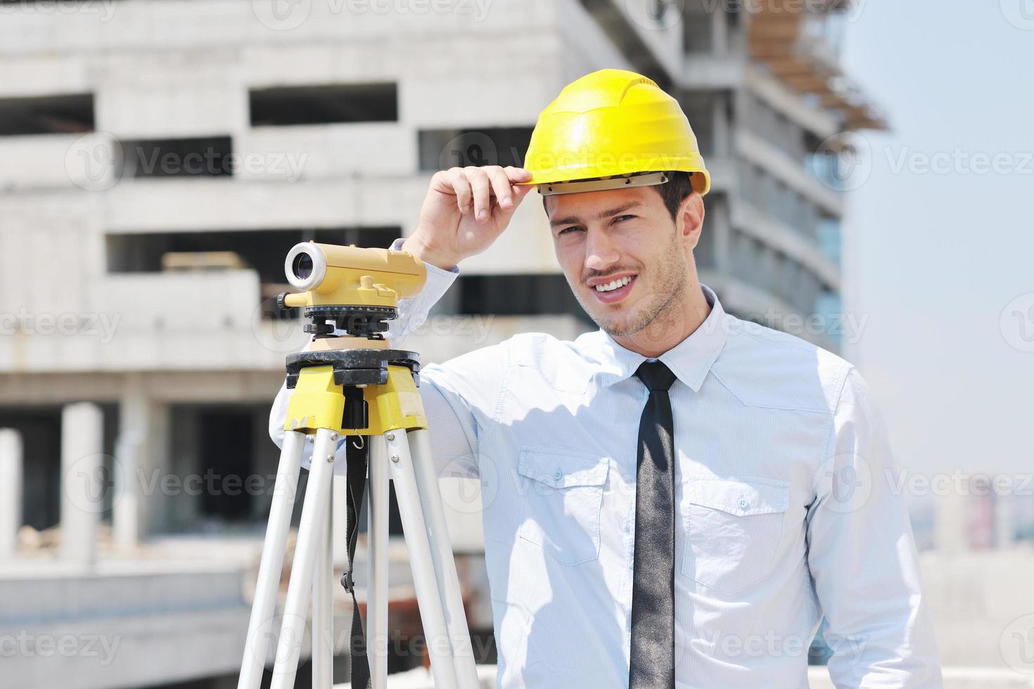 arquitecto en obra foto