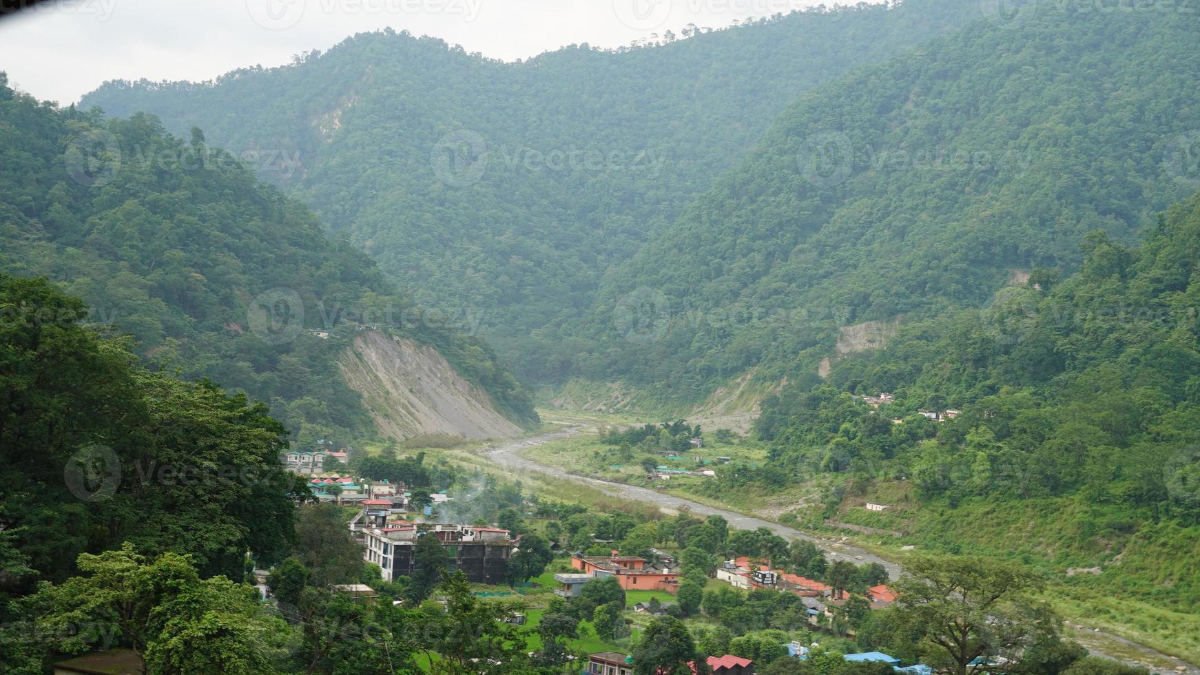 hills of uttarakhand image hd. photo