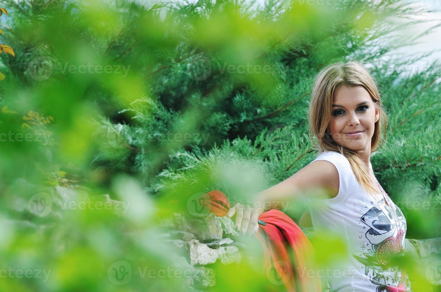 woman fashion outdoor photo