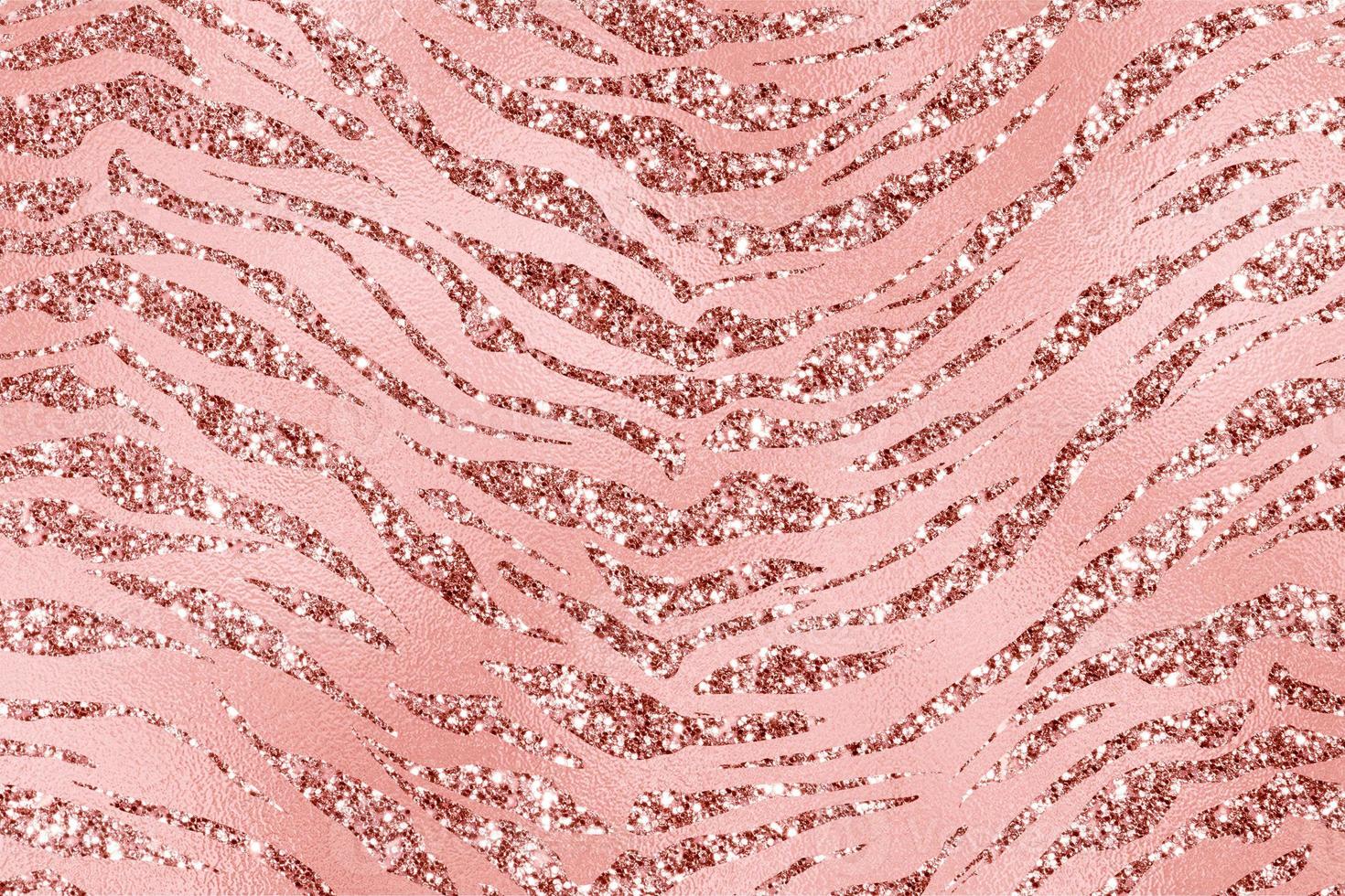 Fondo de textura de piel de animal con purpurina de oro rosa, patrón de piel de animal. foto