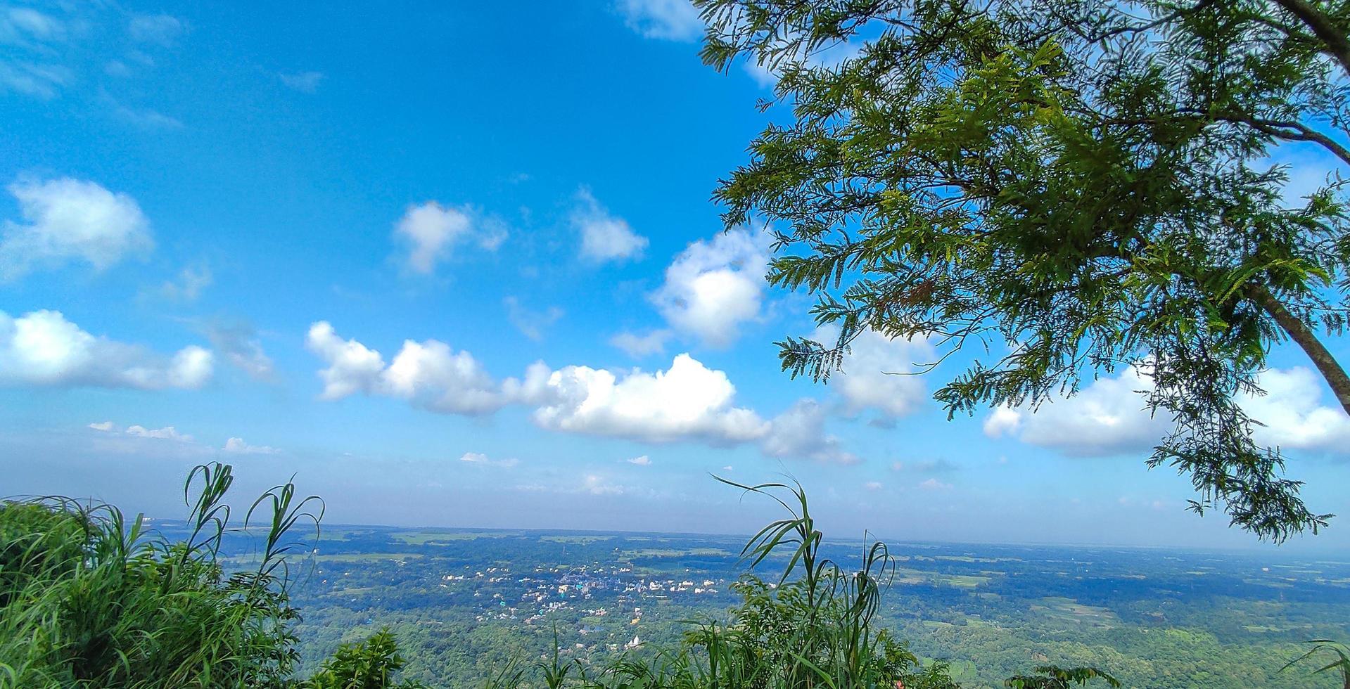 Blue sky and white clouds Free Photo