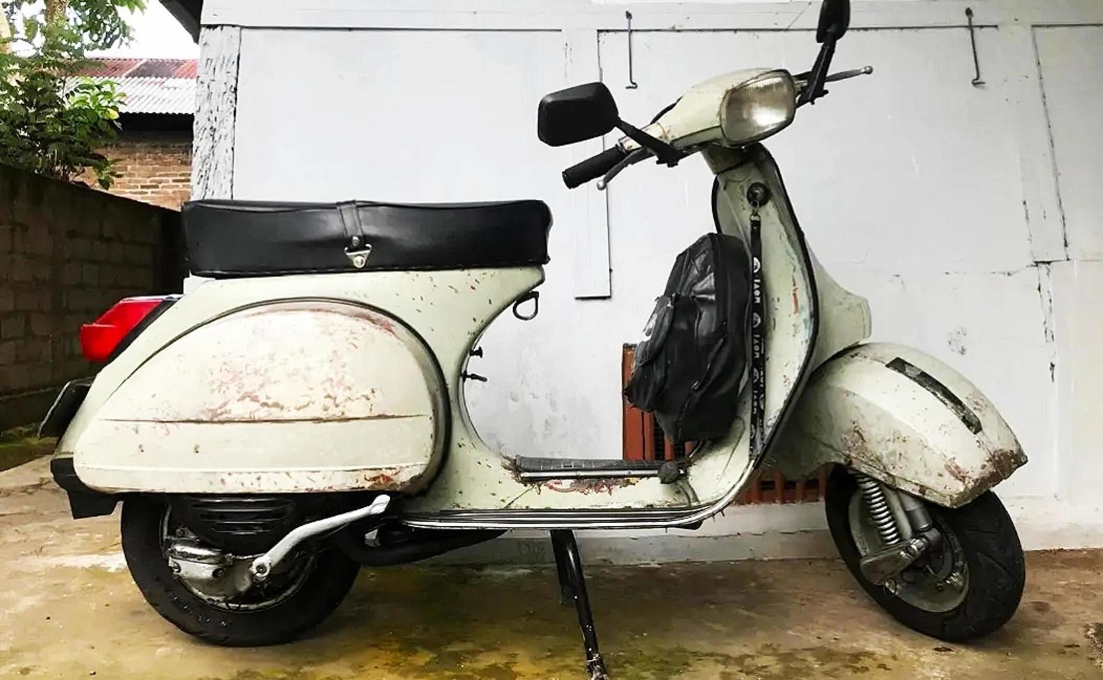 foto de primer plano de la vespa clásica