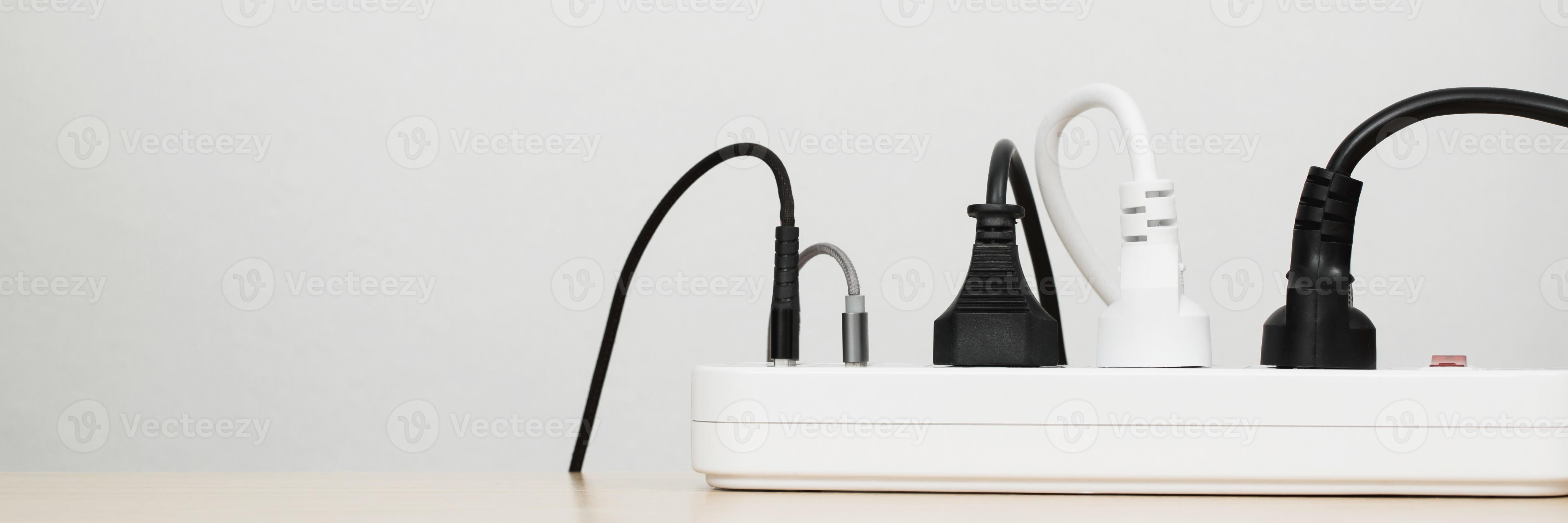 Electrical appliances plugs full of all plugs or plugs together. Because of the risk of causing