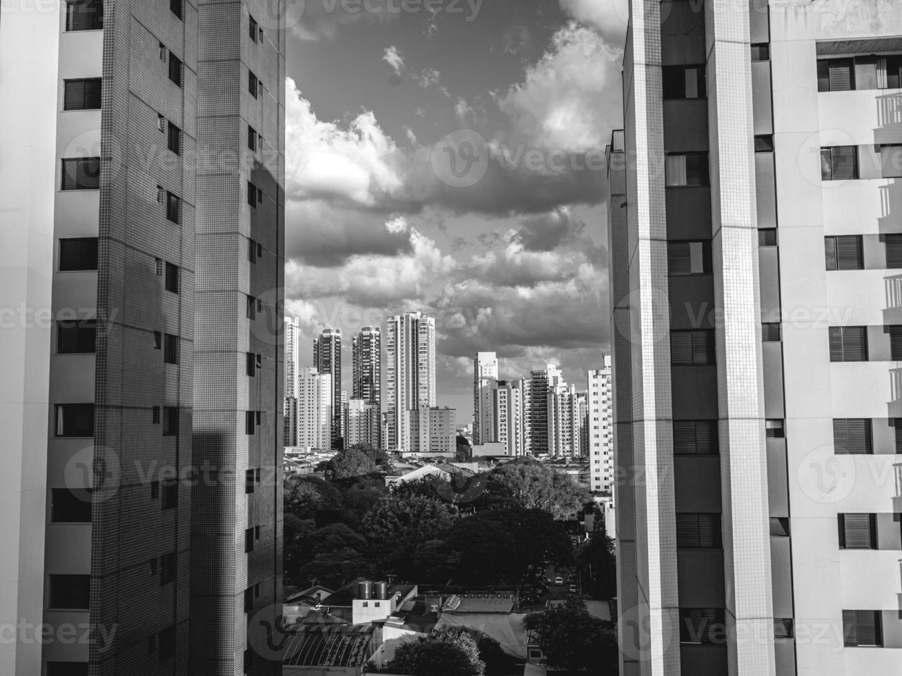 vista desde el barrio tatuape en sao paulo, brasil. foto