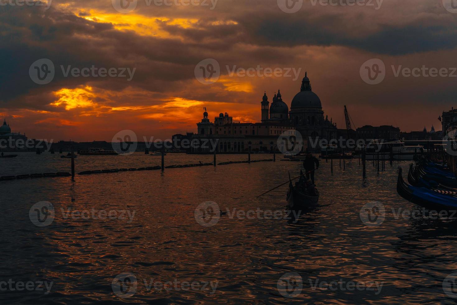 Grand Canal and Basilica Santa Maria della Salute photo