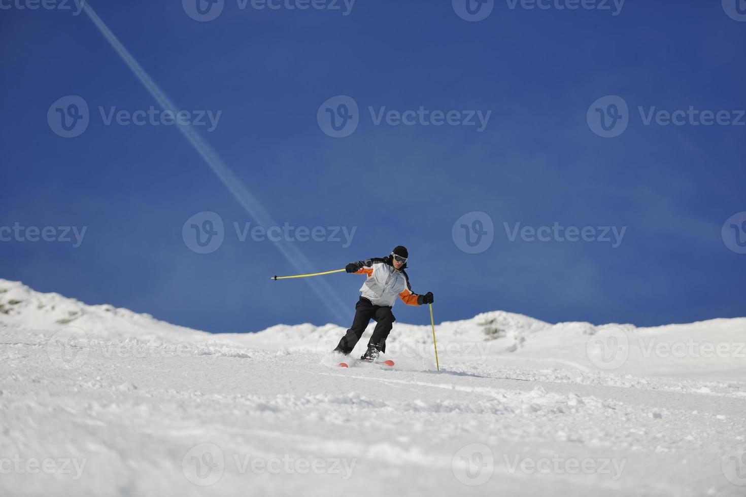 skier free ride photo
