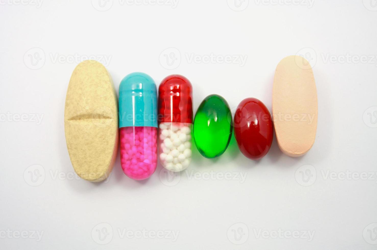 pills and capsules photo