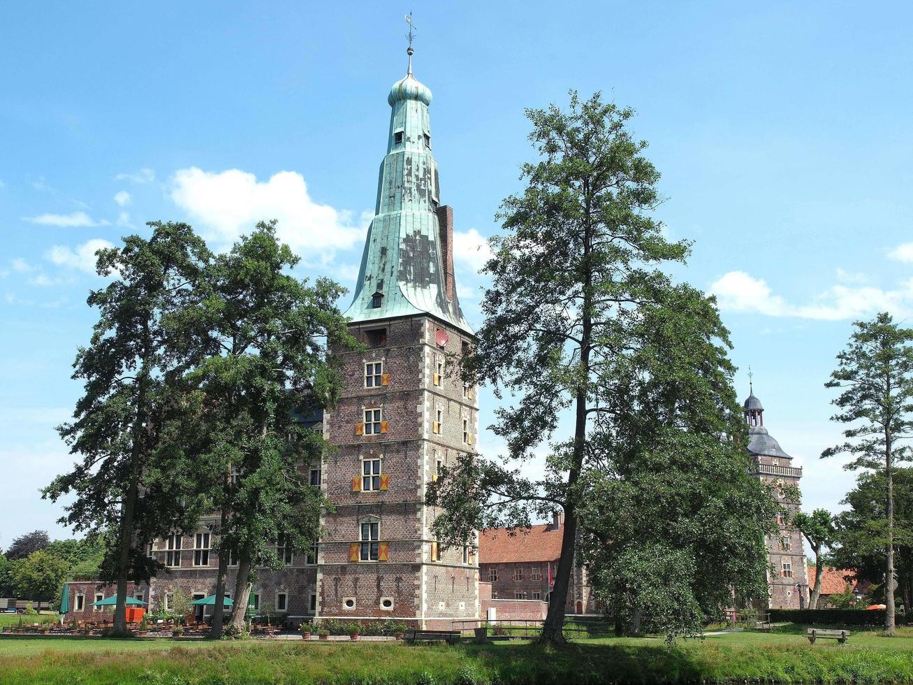 raesfeld,alemania,2020-el castillo de raesfeld en alemania foto