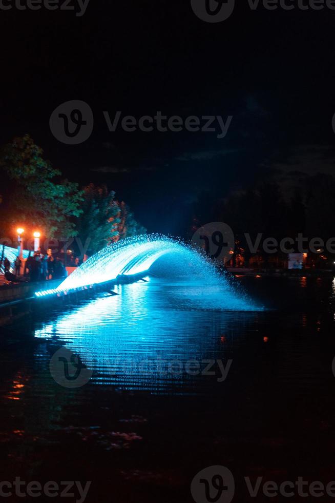 City evening fountain. photo