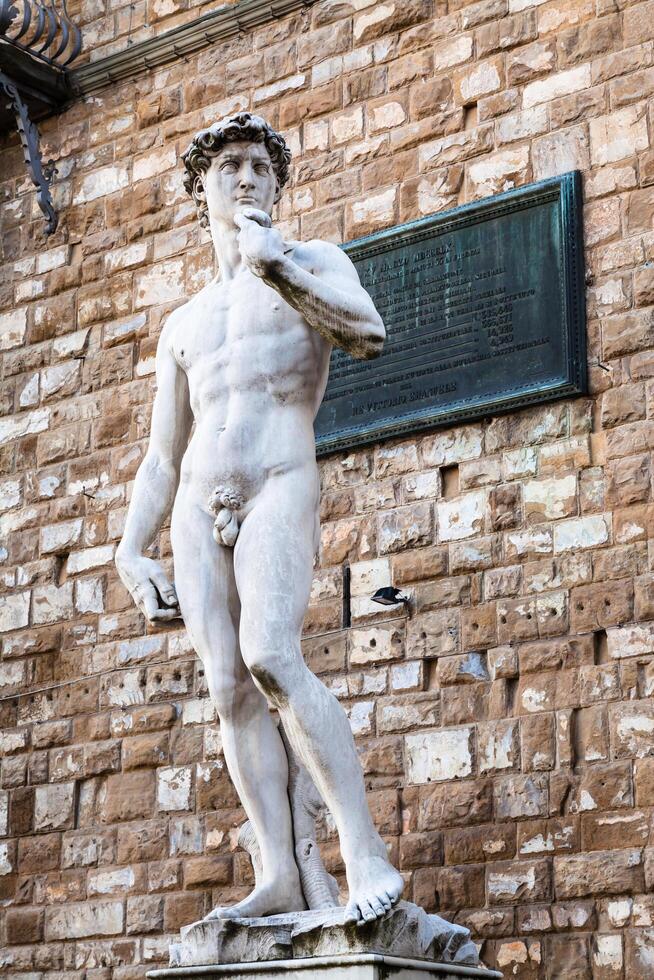 estatua david en piazza della signoria en florencia foto