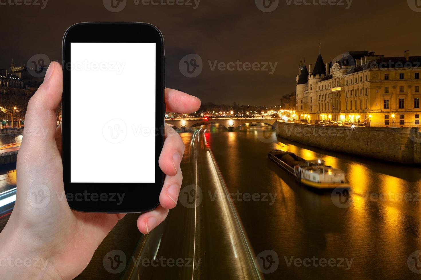 tourist photographs of Pont au Change in Paris photo