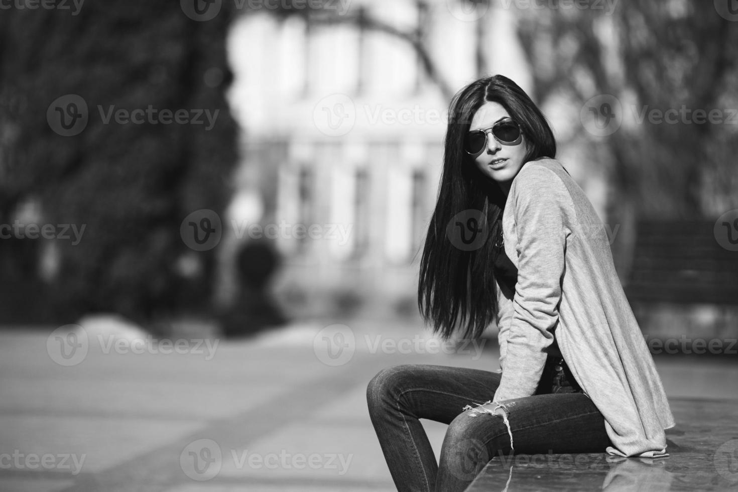 girl in the city photo