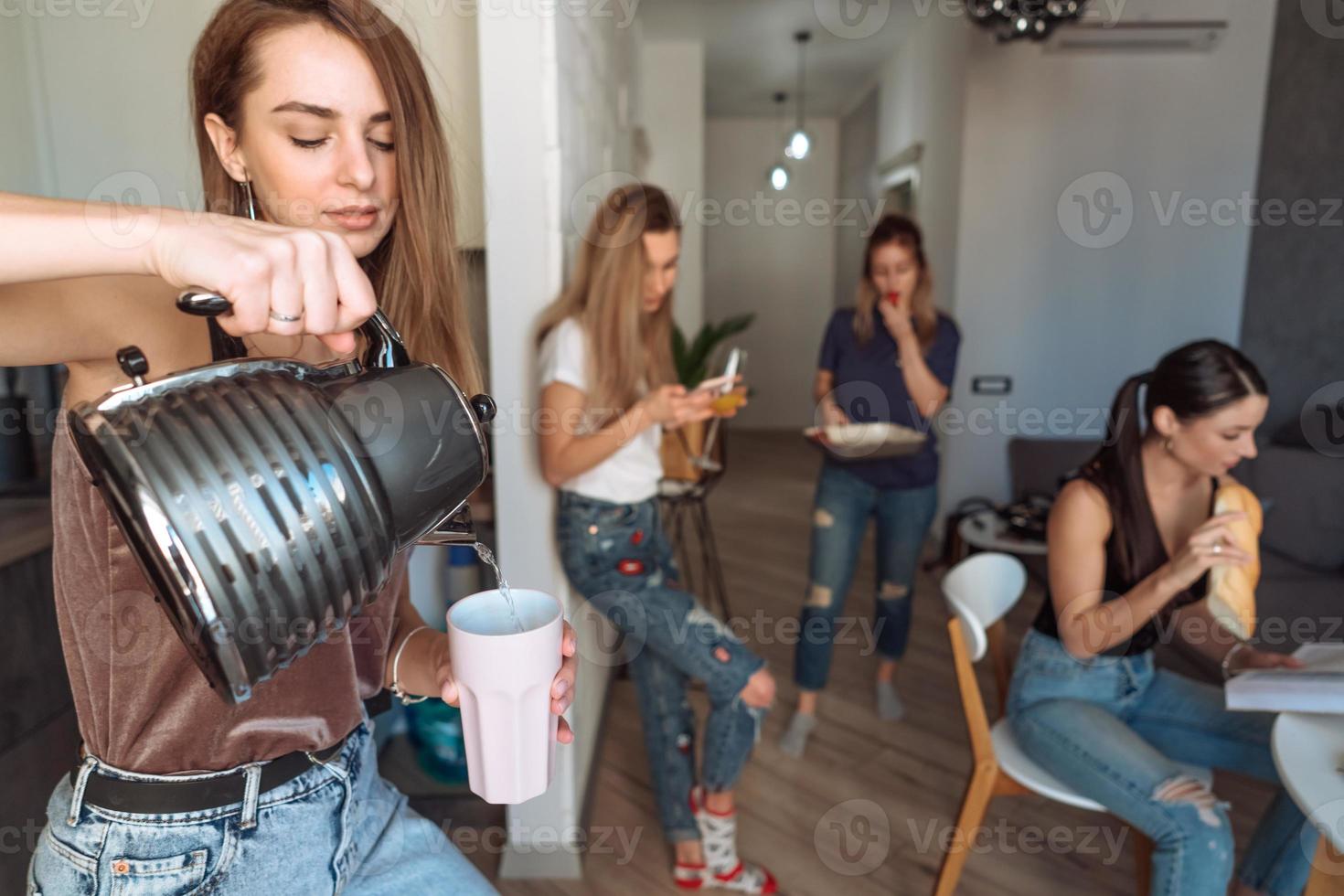 friends in the kitchen photo