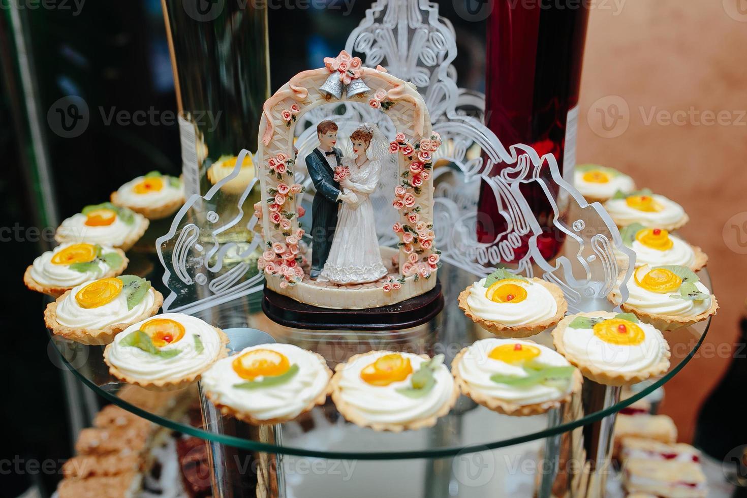 Delicious fancy wedding cake photo