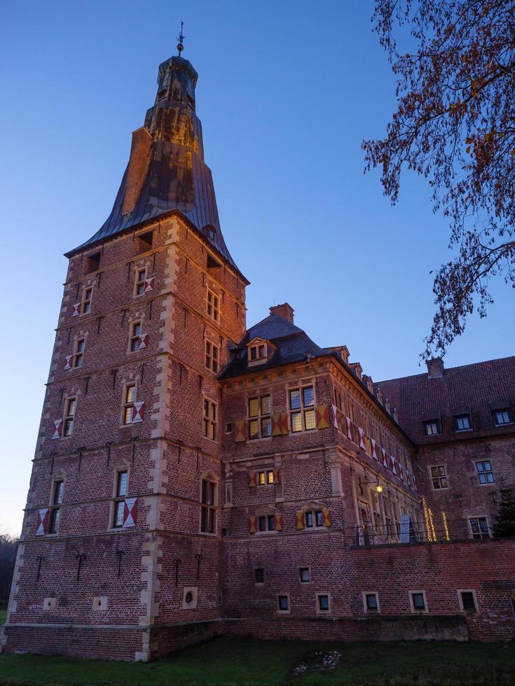 raesfeld,alemania,2020-el castillo de raesfeld en alemania foto