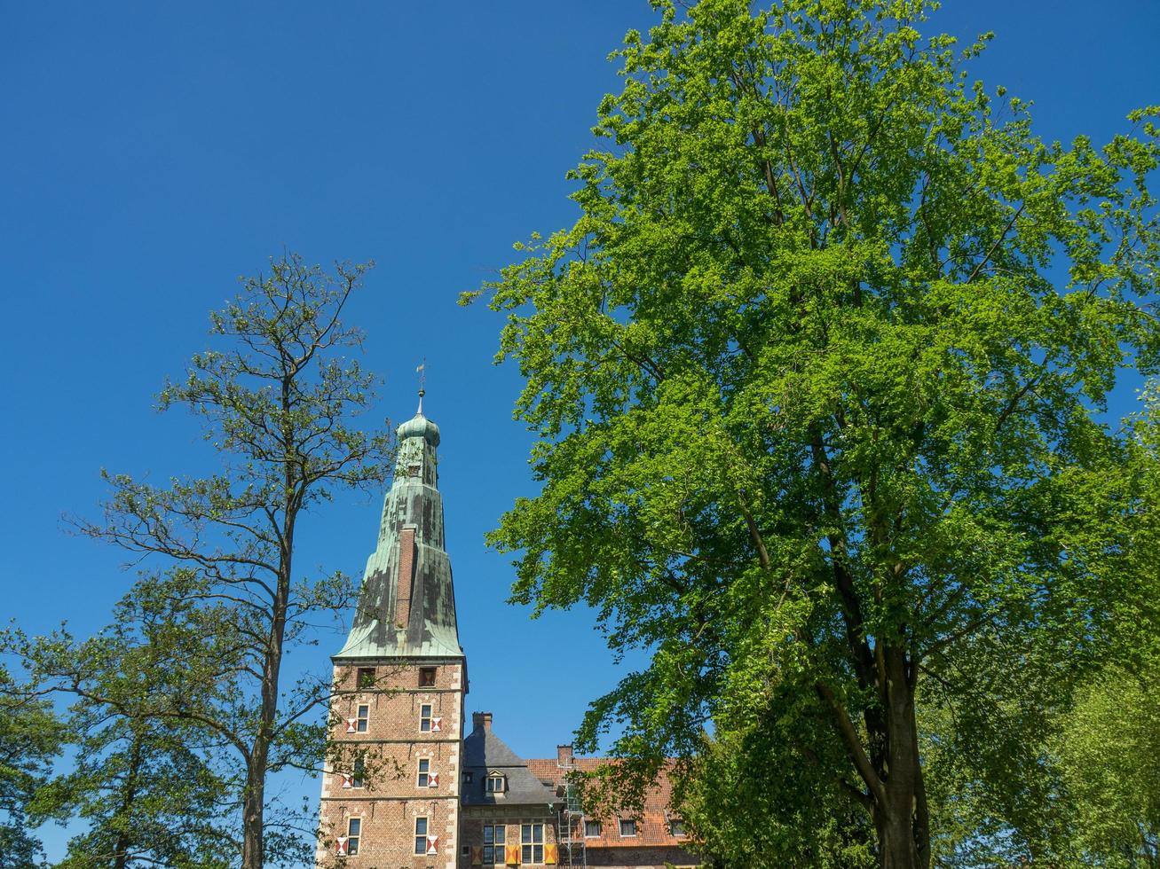 raesfeld,alemania,2020-el castillo de raesfeld en alemania foto