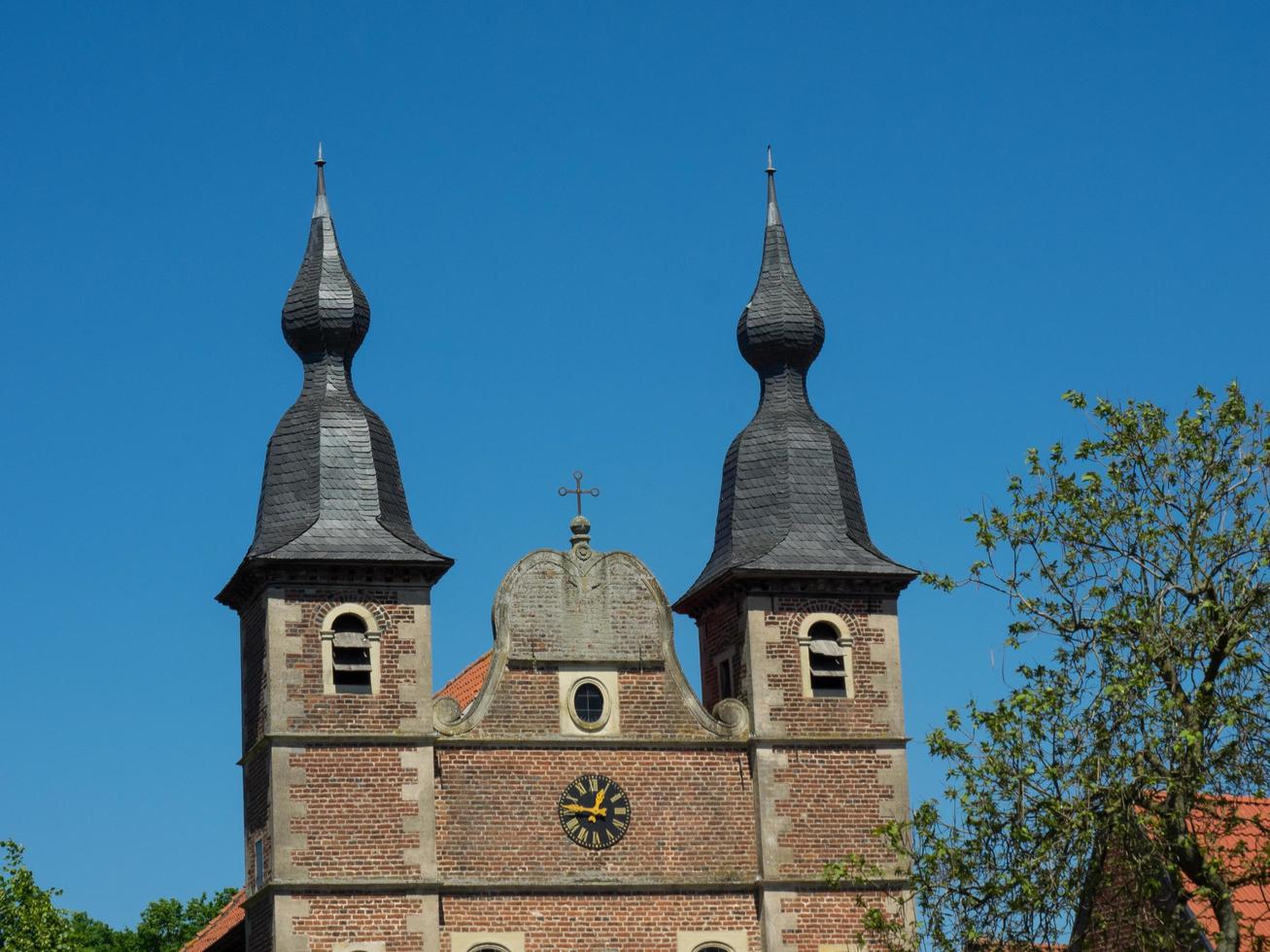 raesfeld,alemania,2020-el castillo de raesfeld en alemania foto