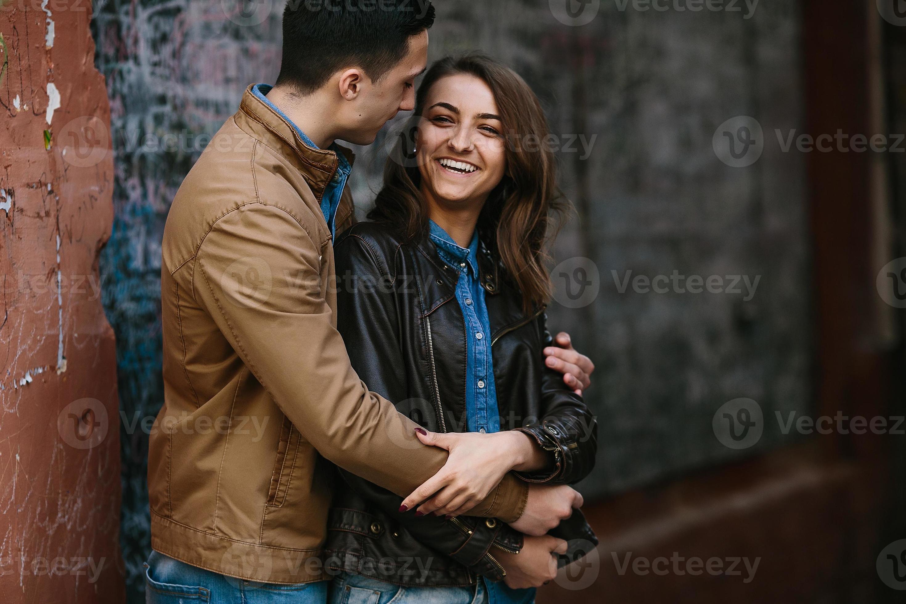 beautiful young couple 11518576 Stock Photo at Vecteezy