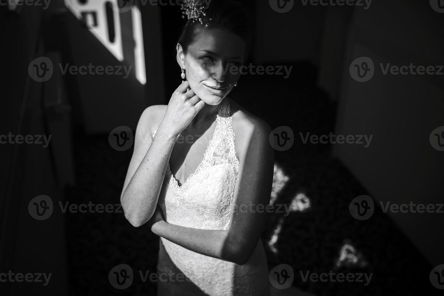 bride-posing-on-wedding-day-11530533-stock-photo-at-vecteezy