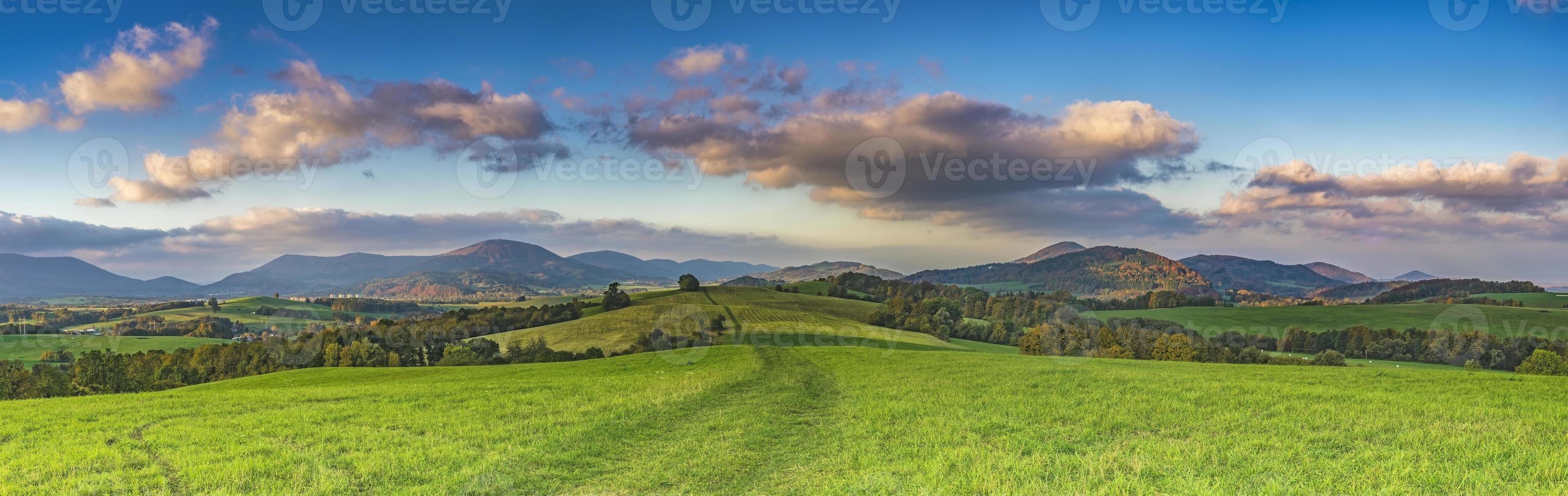 Panoramic views of the countryside photo