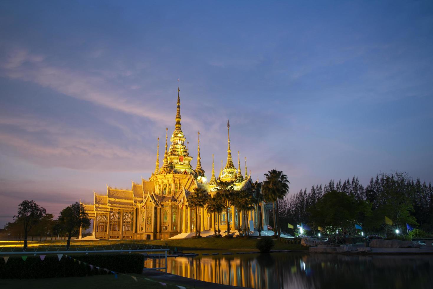 beautiful sunset golden temple thailand colorful sky twilight photo