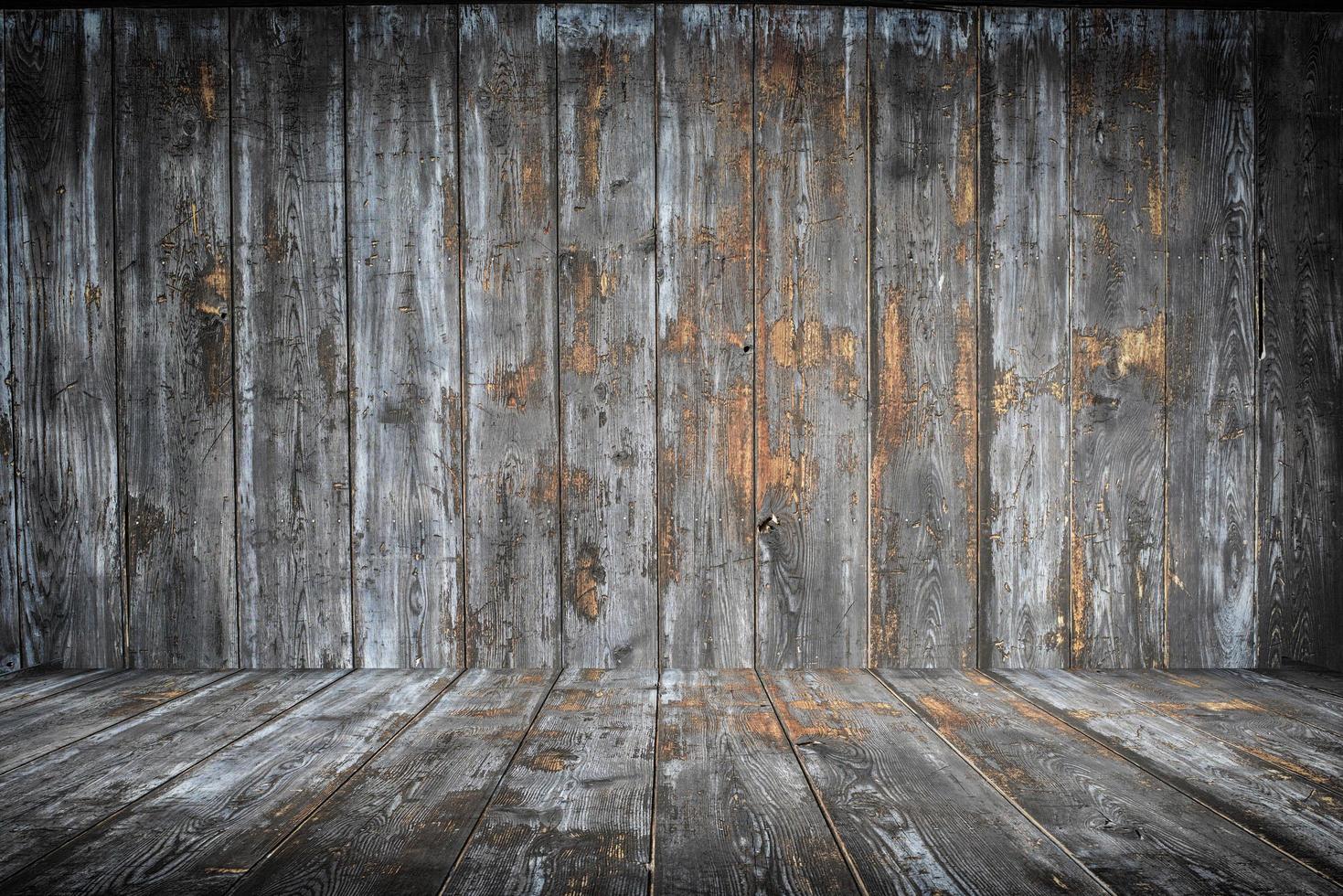 old dirty wooden wall photo