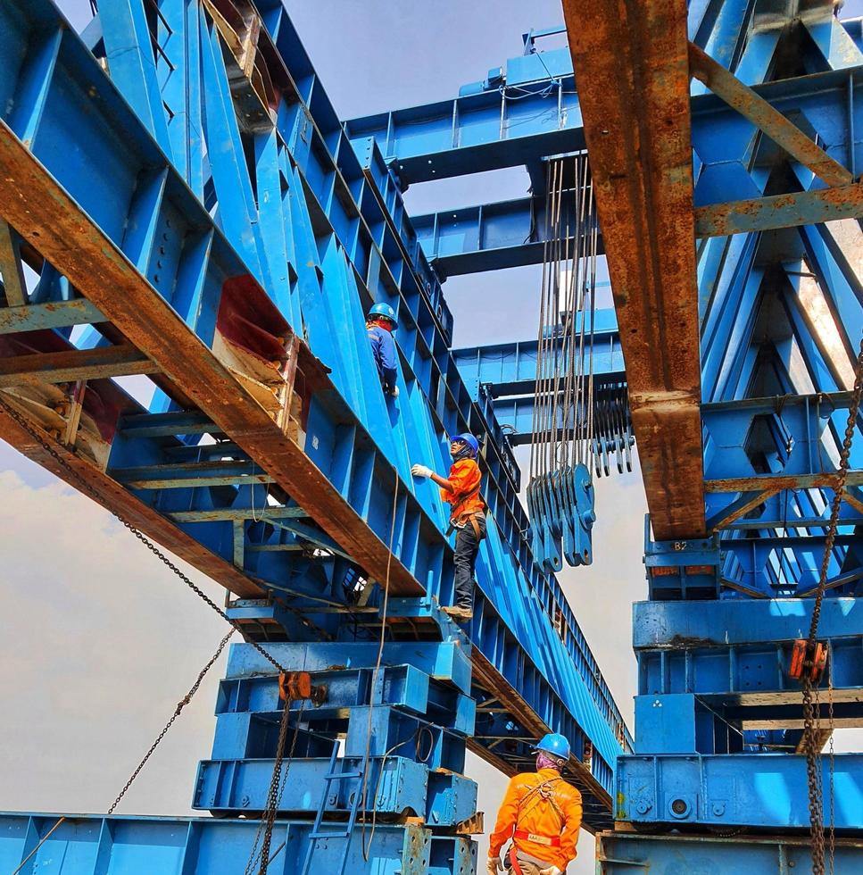 This is the steel structure of a launcher gantry that will be used for erection precast concrete I Girder. photo