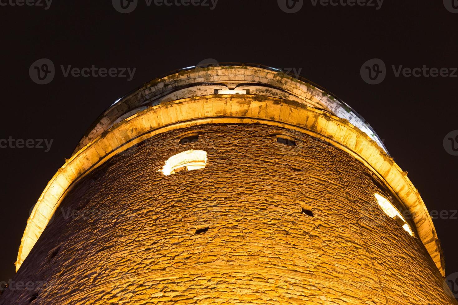 torre de galata en estambul foto