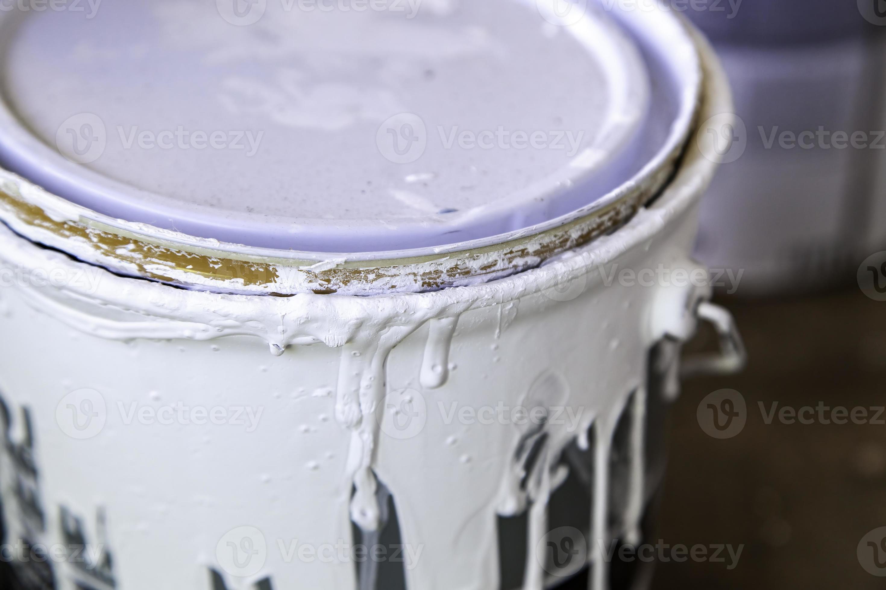 Stained white paint bucket 11555322 Stock Photo at Vecteezy