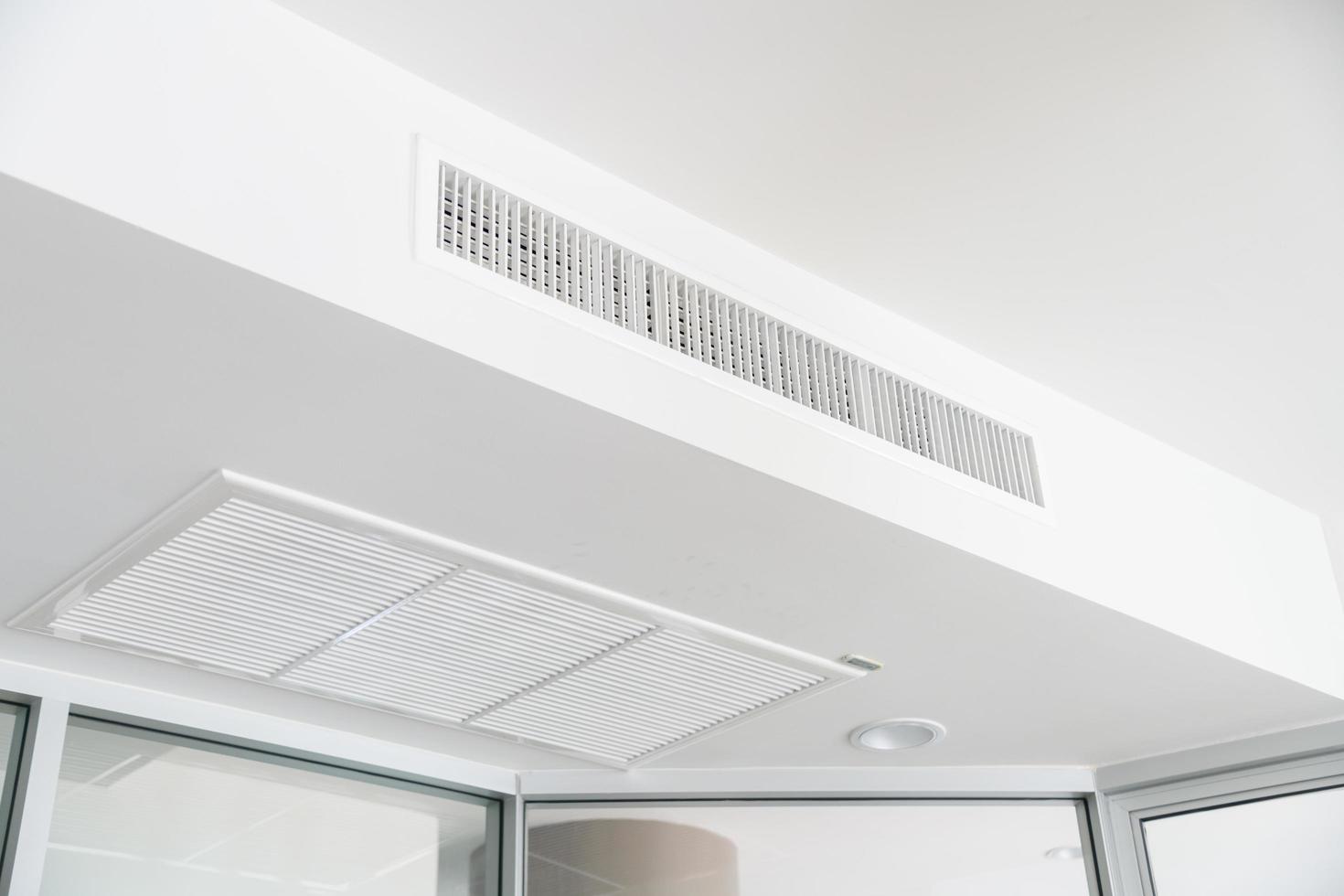 Ceiling mounted cassette type air conditioner photo