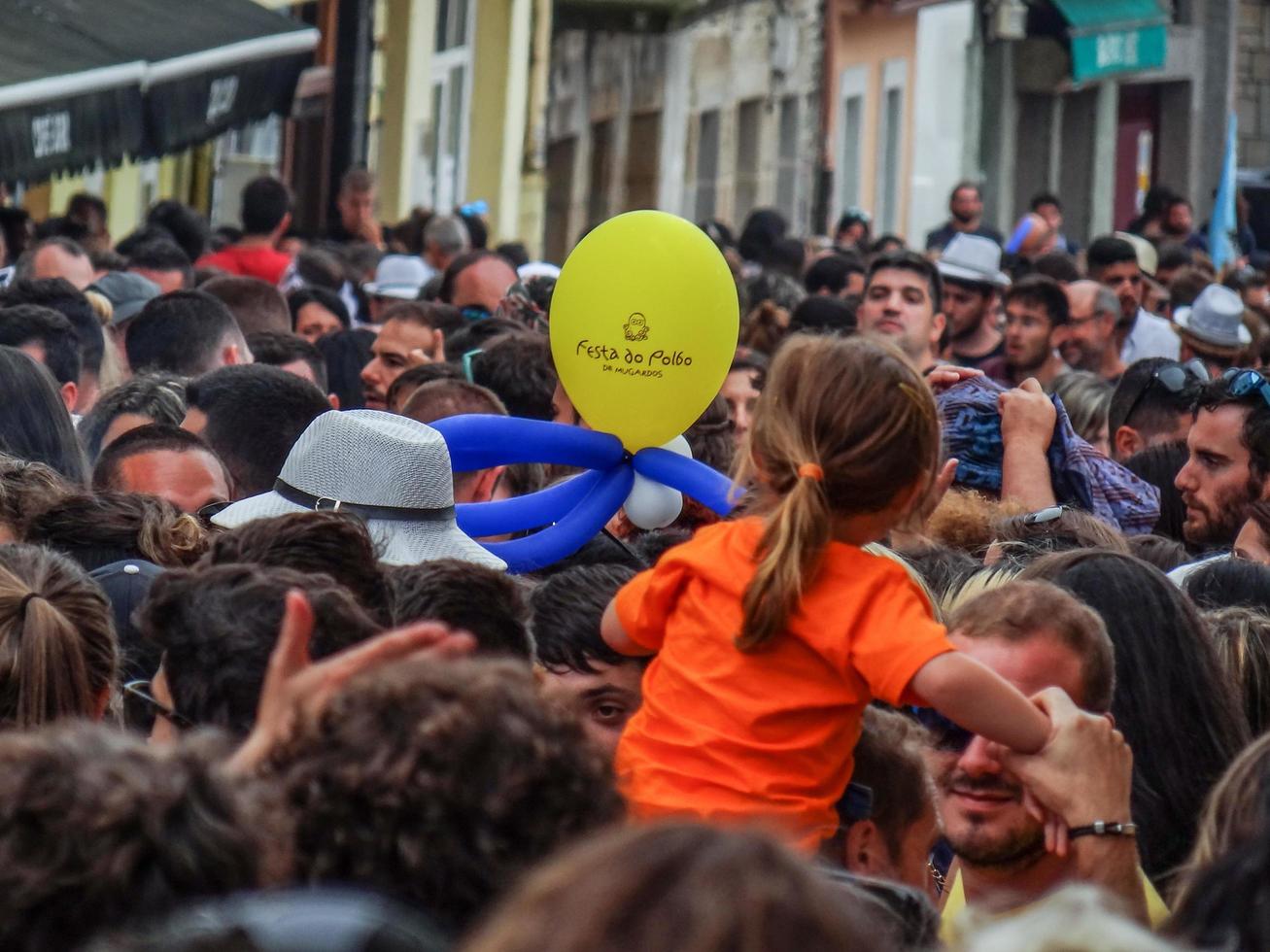 mugardos, a coruna, galicia, españa pulpo fiesta 14-07-2018 foto