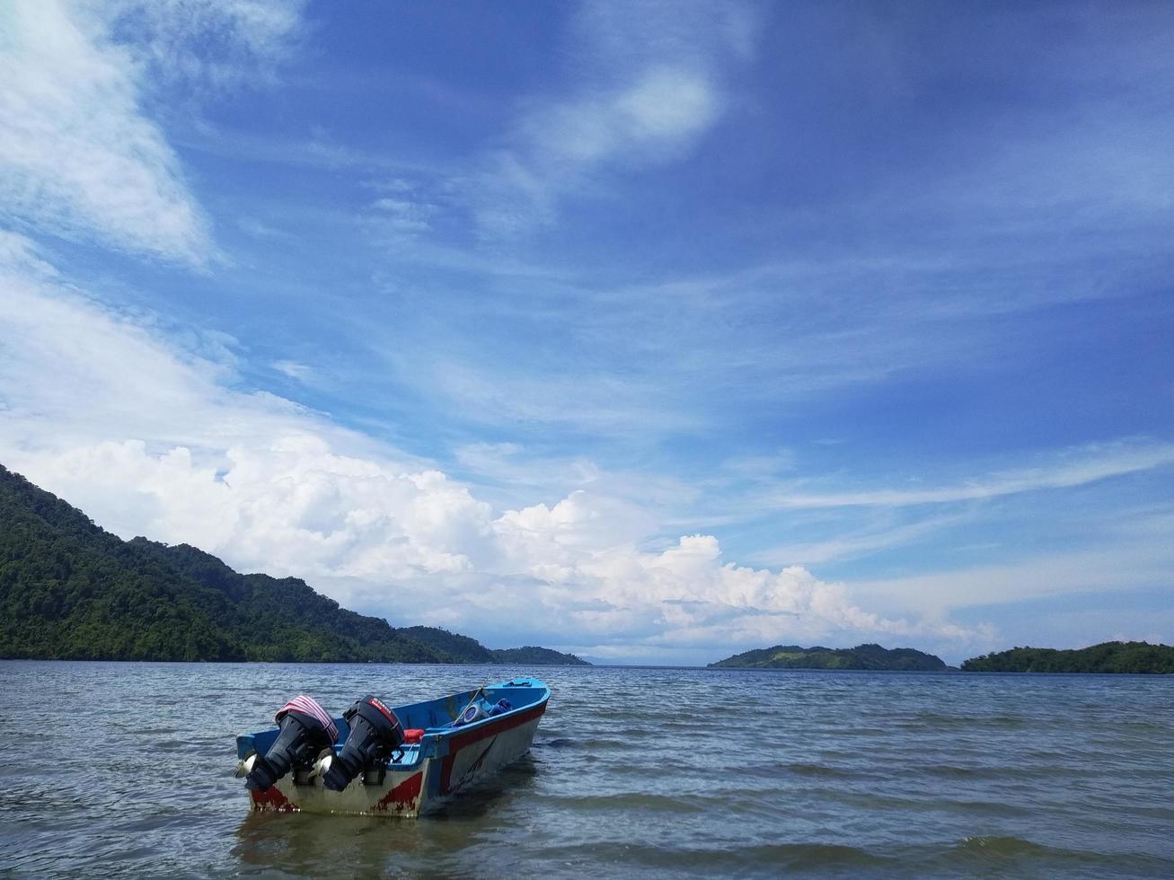 Boat ready to sailing the sea photo