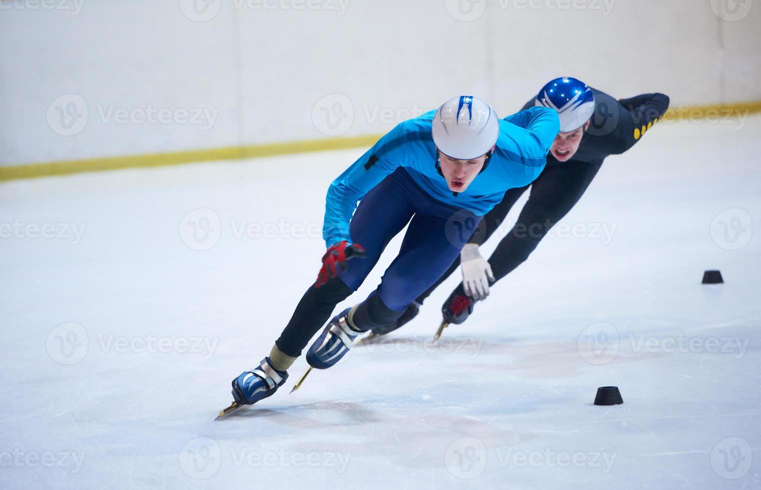 Speed skating view photo