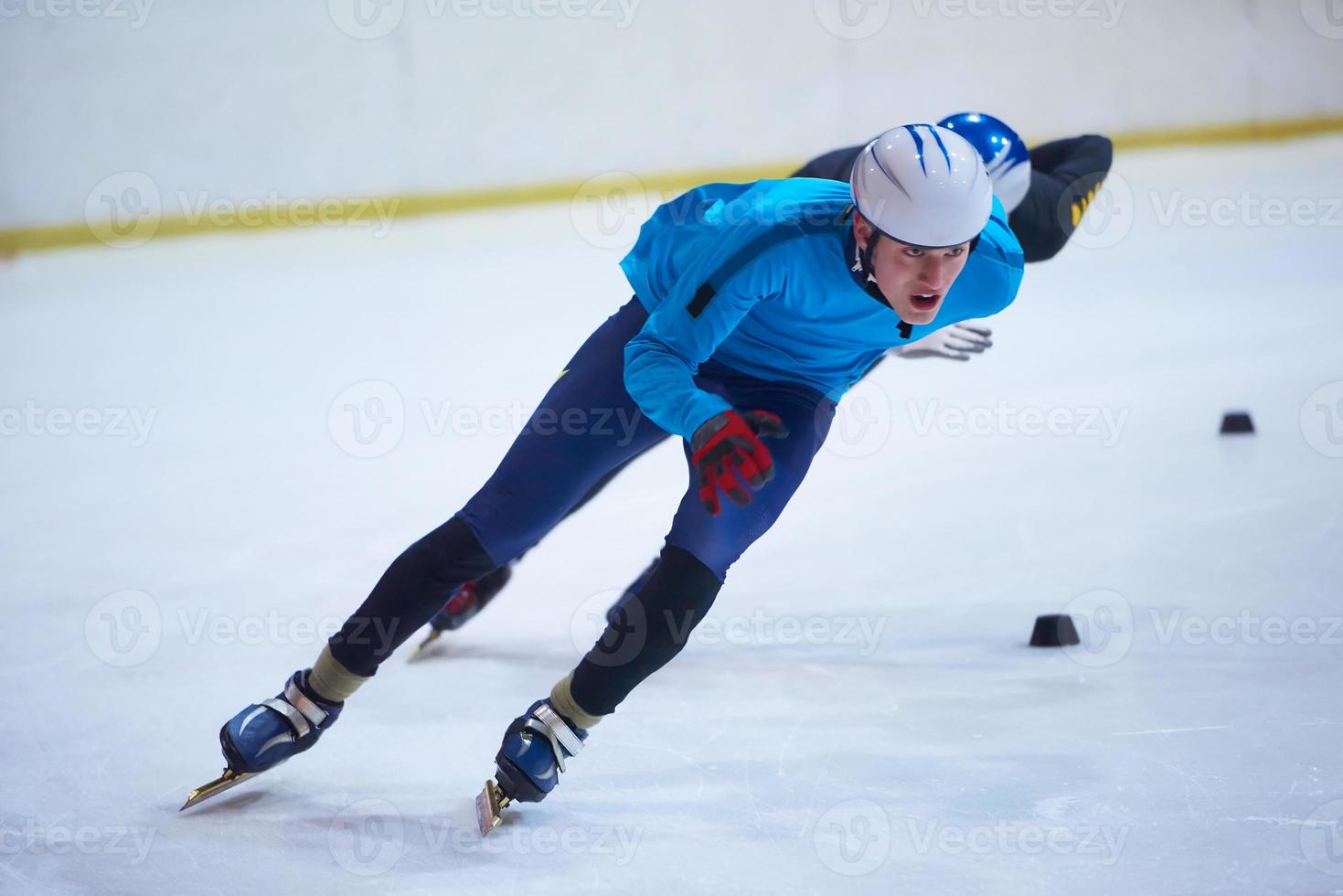 Speed skating view photo