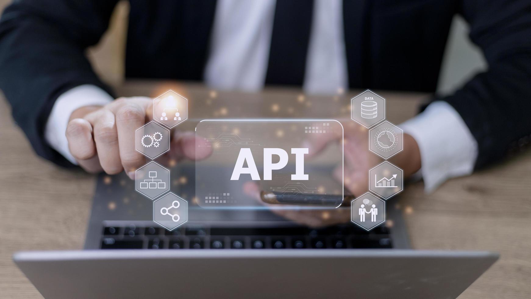 api - interfaz de programación de aplicaciones. herramienta de desarrollo de software. negocio, tecnología moderna, Internet y concepto de redes. foto