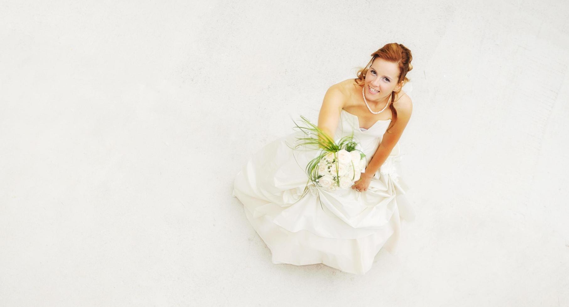 beautiful bride portrait photo