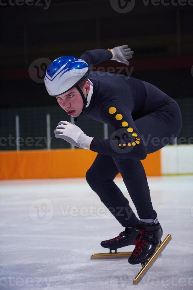 Speed skating view photo