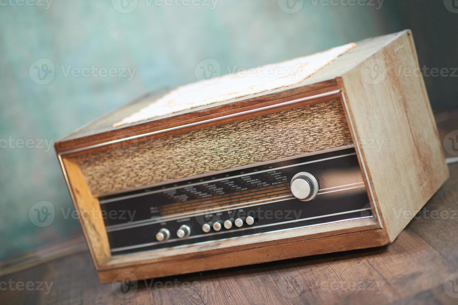 Vintage radio on a wooden table in the interior of the room, vintage style. Retro  radio. ai generated pro photo 29547991 Stock Photo at Vecteezy