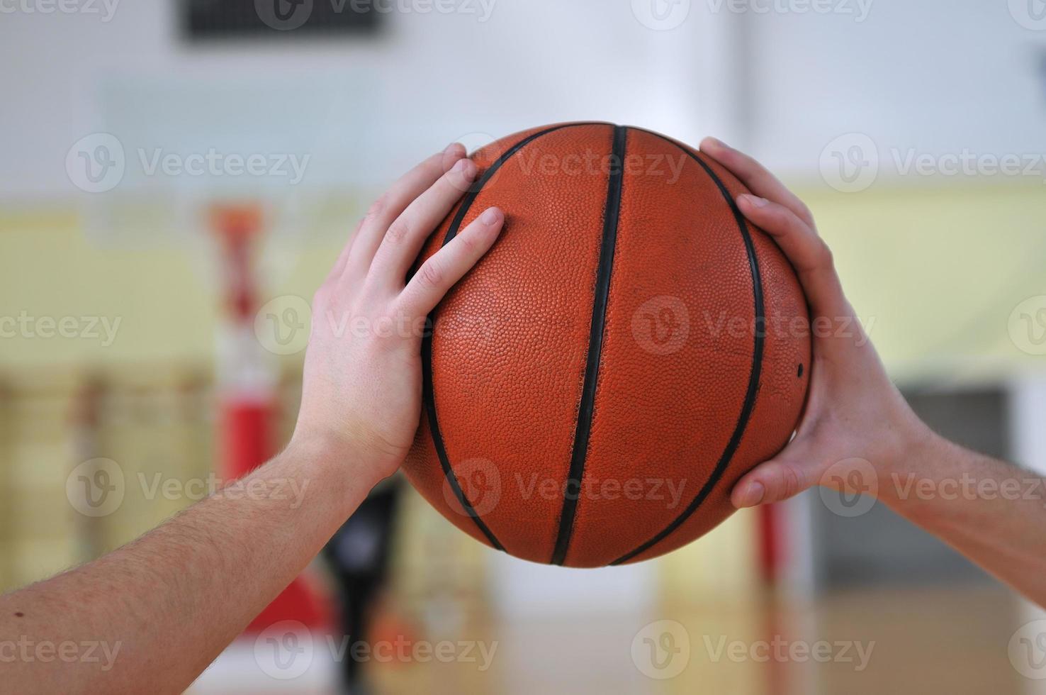 vista de duelo de baloncesto foto