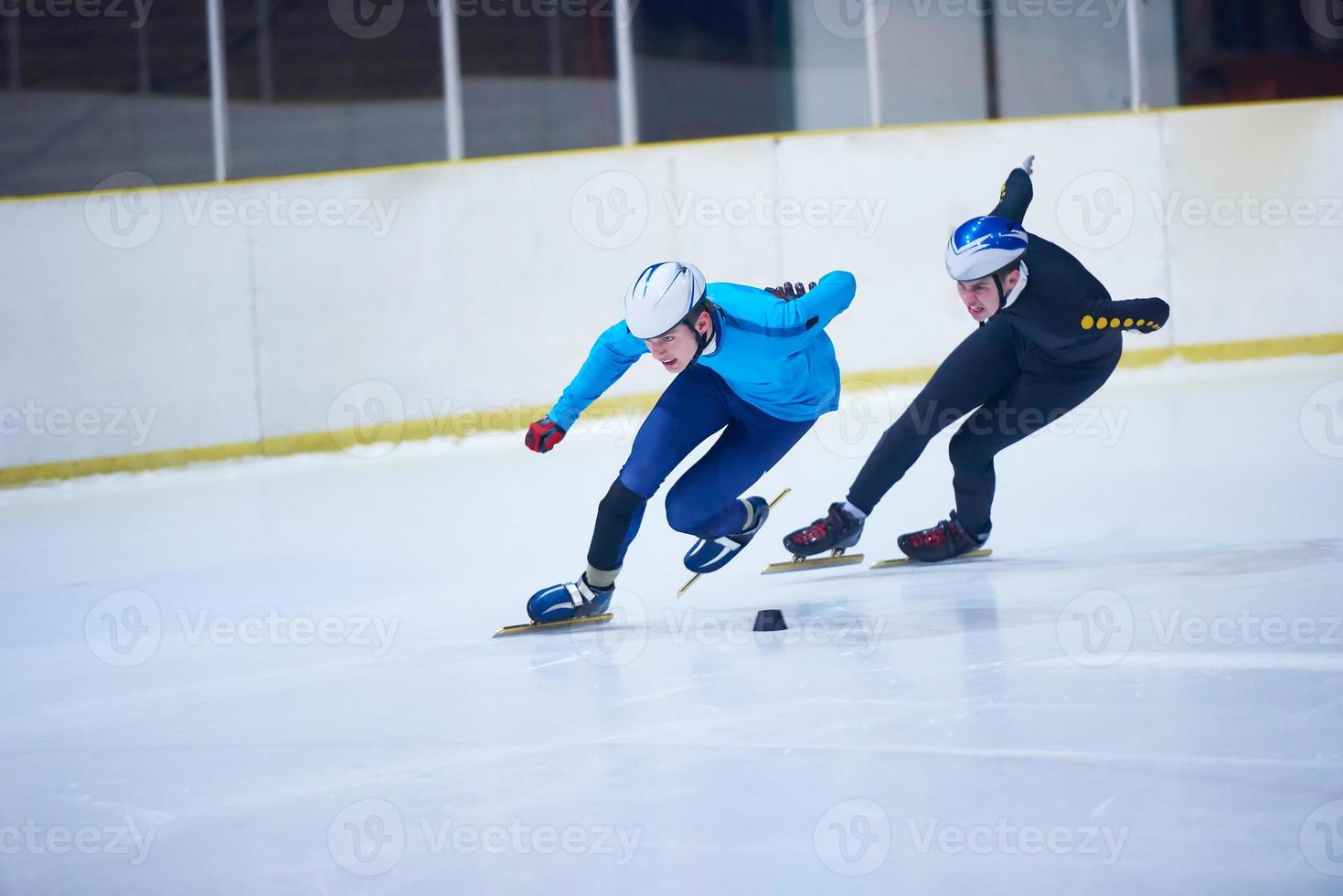 Speed skating view photo