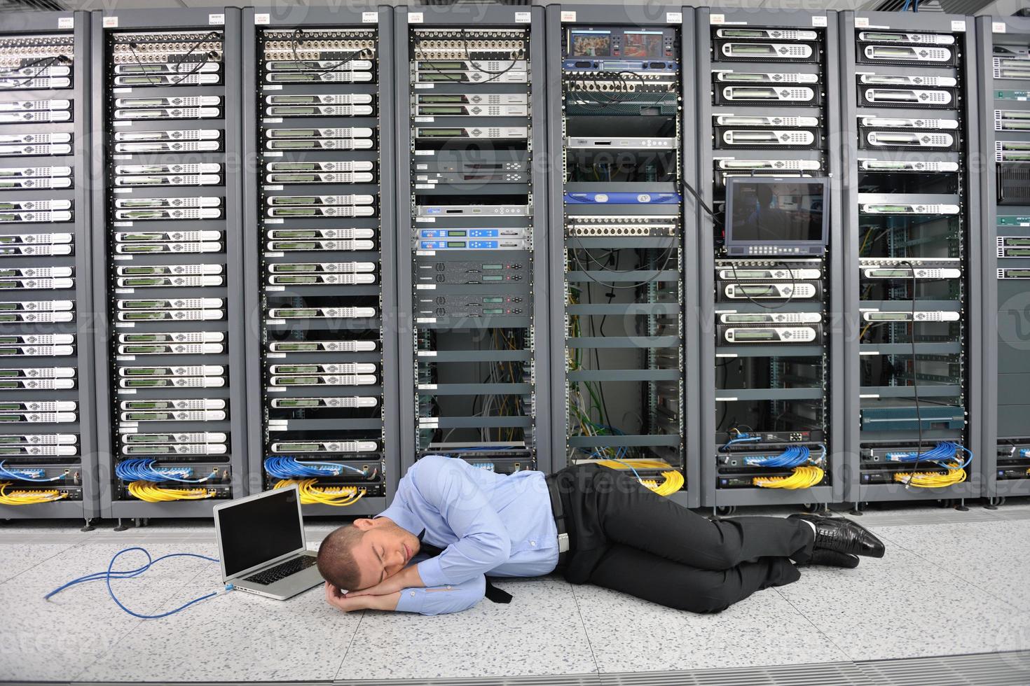 system fail situation in network server room photo