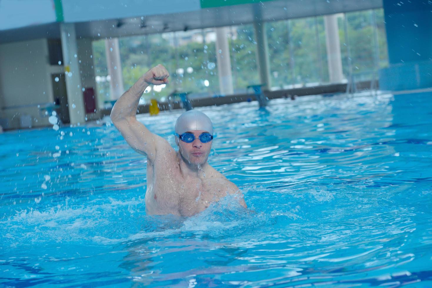 retrato de atleta nadador foto