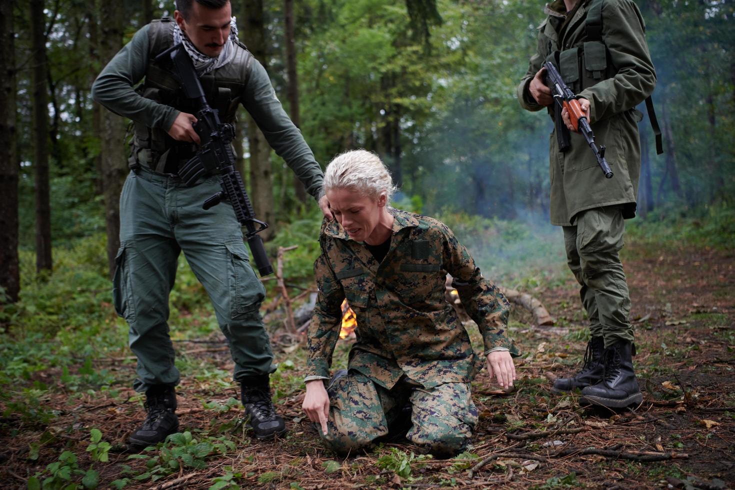 terrorists was capture alive woman soldier photo