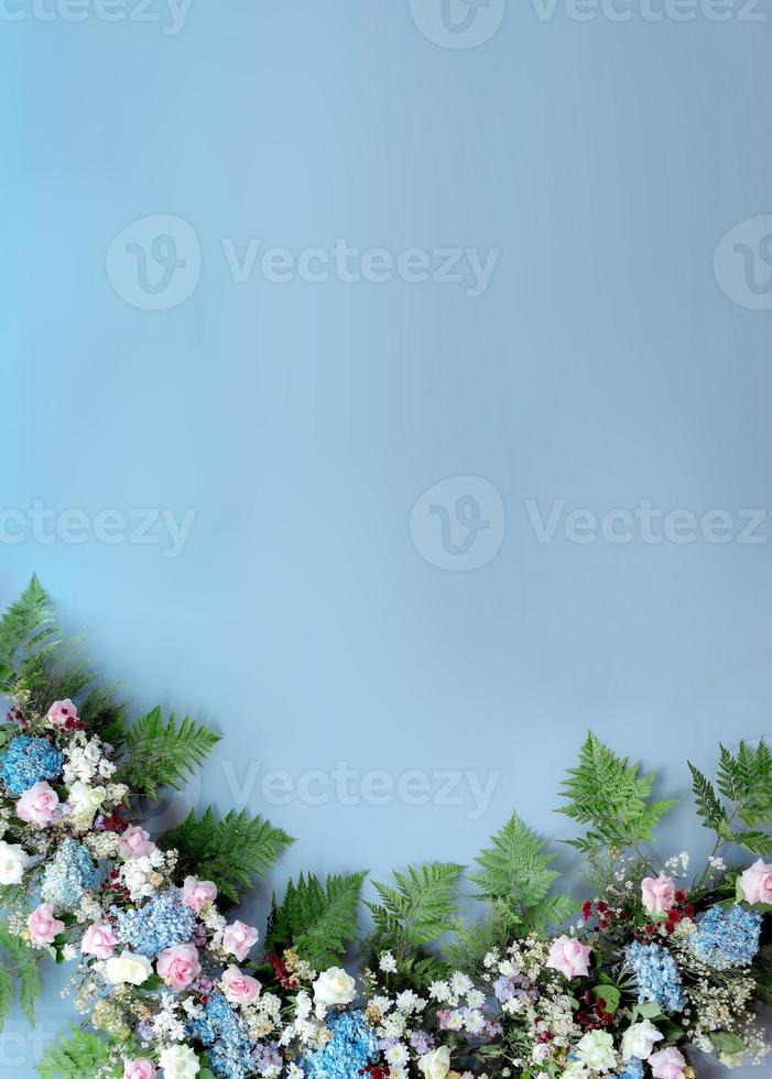 arreglos florales. patrón de flores y hojas. diseño de lista, espacio de  copia. decoración de boda. fondo de boda con flores. decoración. fondos de  pantalla textura. 11628443 Foto de stock en Vecteezy