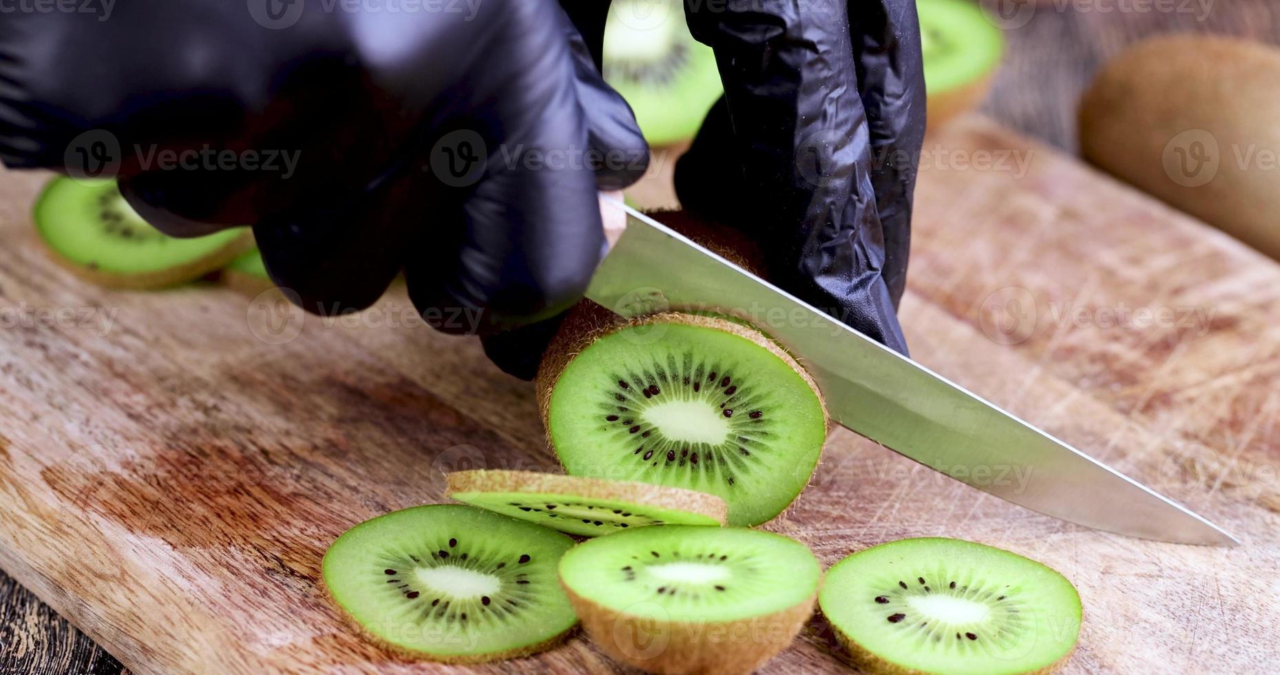 Cut Green Kiwi