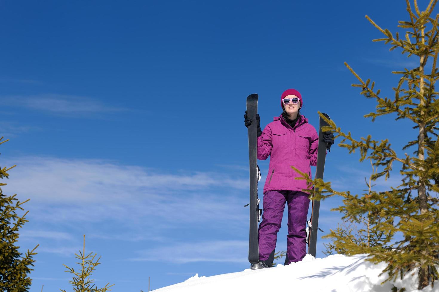 winter woman ski photo