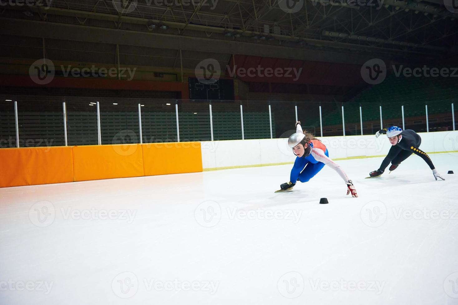 Speed skating view photo