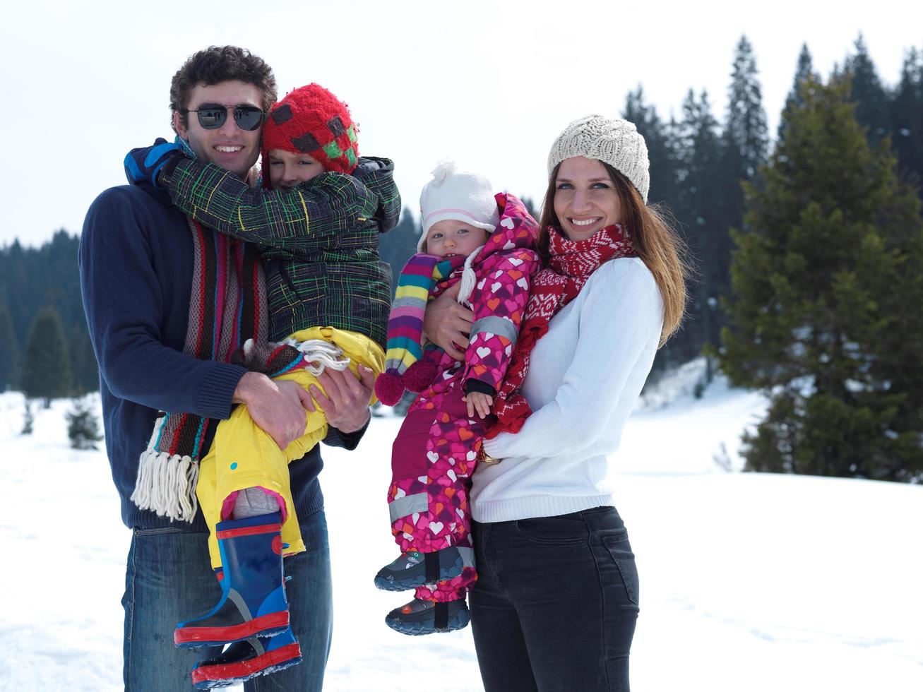winter family view photo