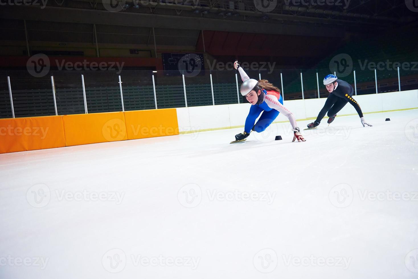 Speed skating view photo